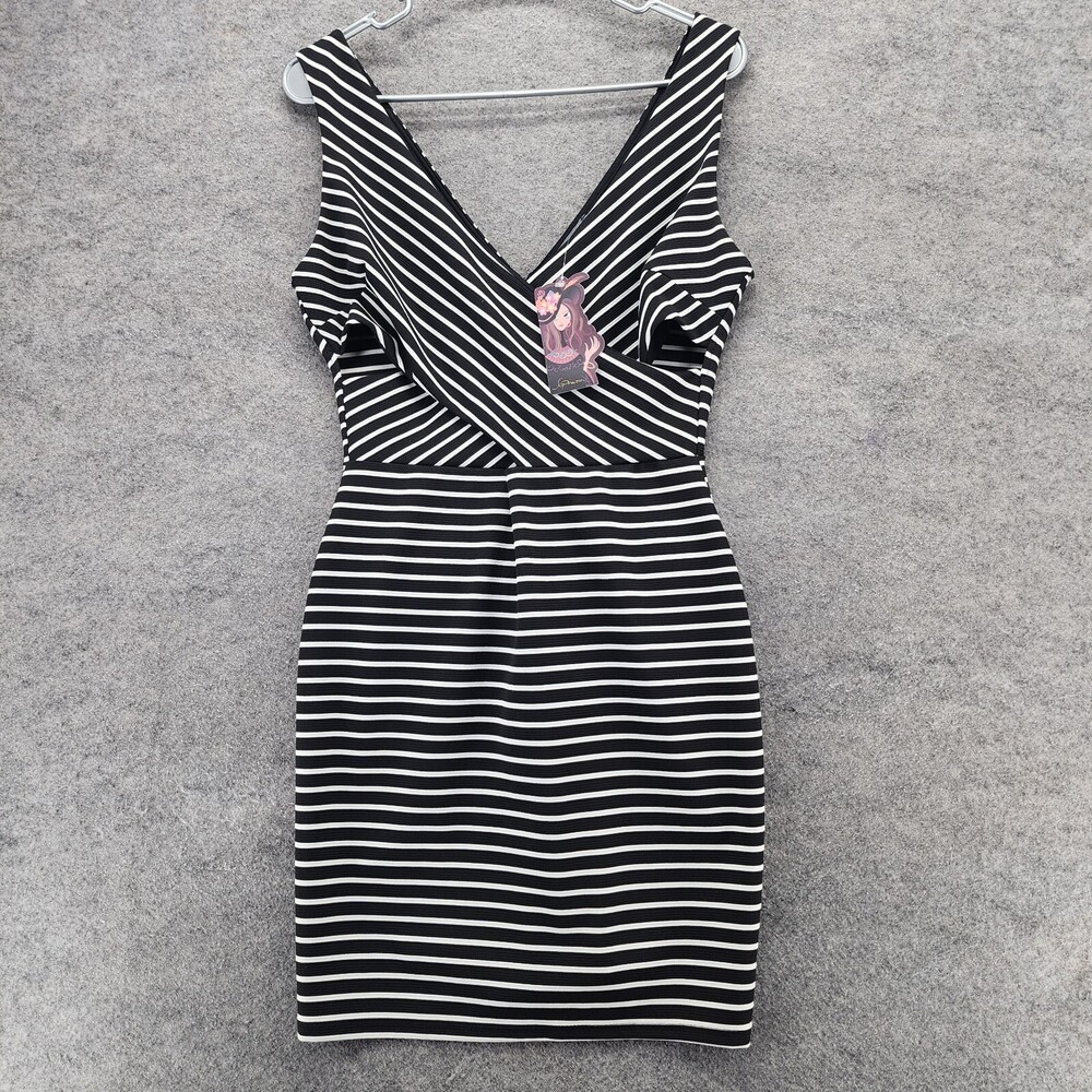 Soprano Dress Womens Large V Neck Black White Striped Sleeveless